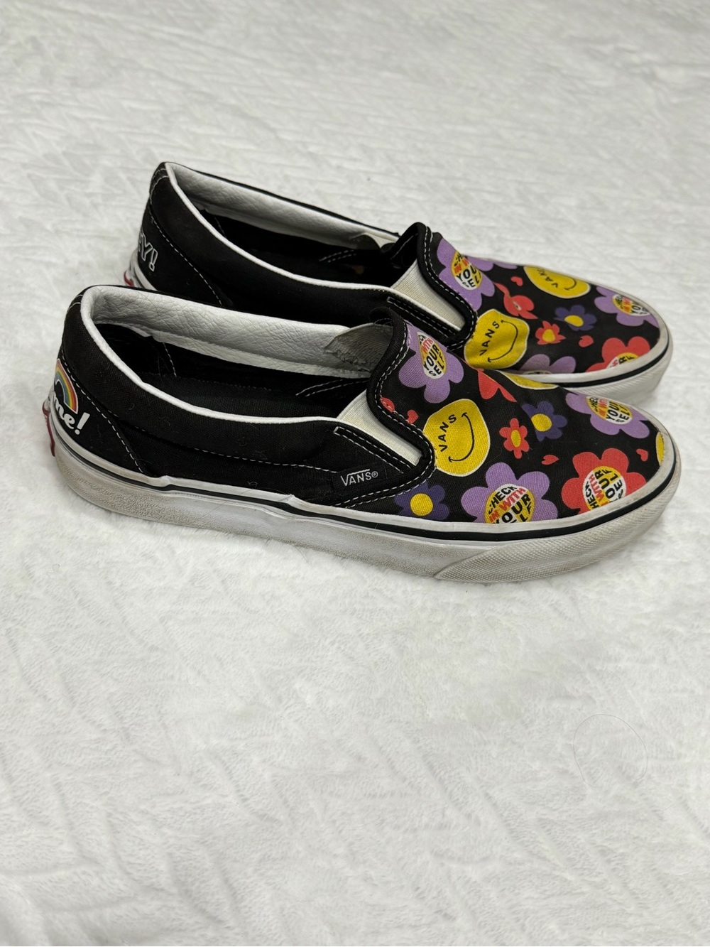 Vans Slip-On Floral Smile Skate Shoes - Picture 2 of 6